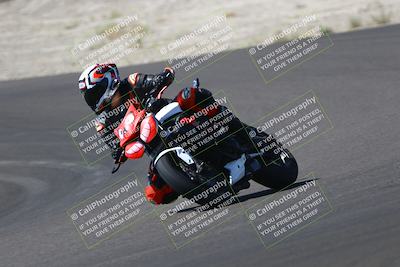 media/Sep-21-2025-TrackDaz (Sun) [[277c75b276]]/C Group/1140pm (Turn 3)/